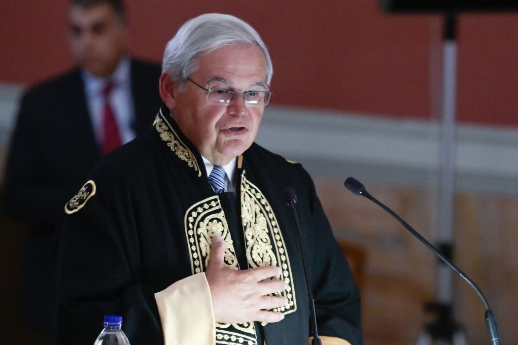 Τα εύσημα του Μενέντεζ στον Νίκο Παναγιωτόπουλο