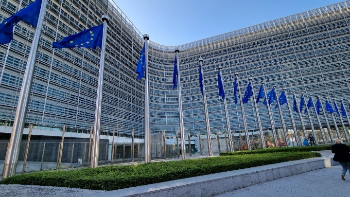 Έκθεση Ευρωπαίων εμπειρογνωμόνων: «Η ΕΕ δεν είναι σε θέση να υποδεχτεί νέα κράτη μέλη»