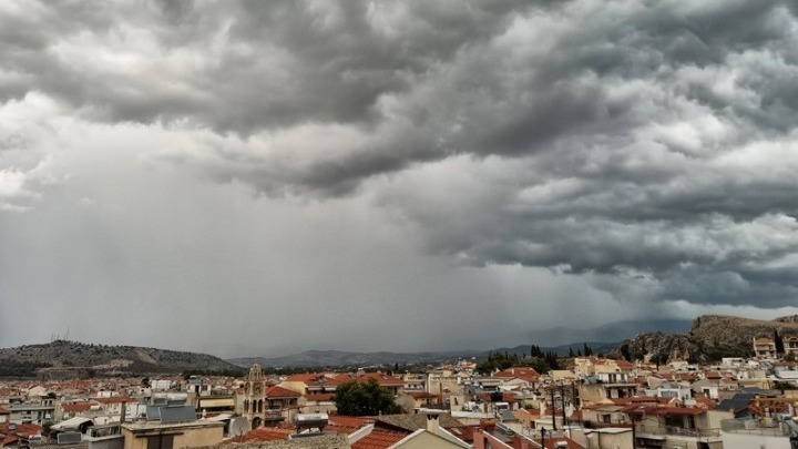 Συνεχίζεται για έβδομη μέρα η αστάθεια του καιρού με βροχές και καταιγίδες