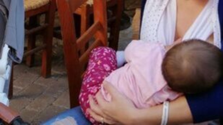 Καλαμάτα: Πυροσβέστες έσωσαν βρέφος 42 ημερών που μελάνιασε την ώρα του θηλασμού
