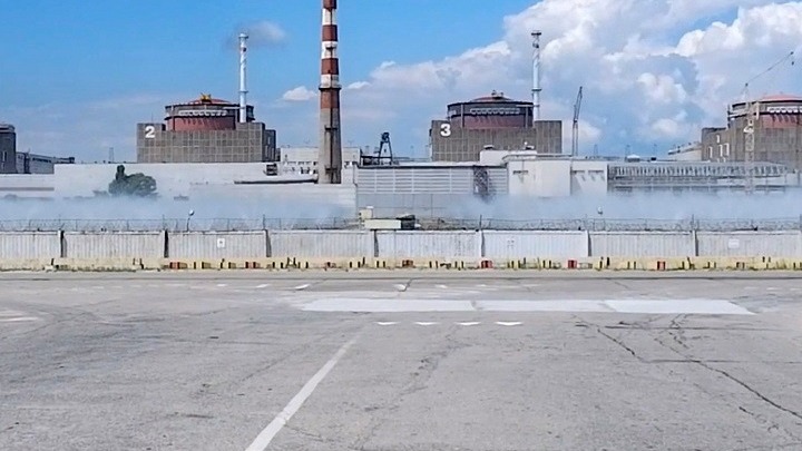 Ζαπορίζια: Βομβαρδίζονται η περιοχή του πυρηνικού σταθμού και οι κοντινές πόλεις
