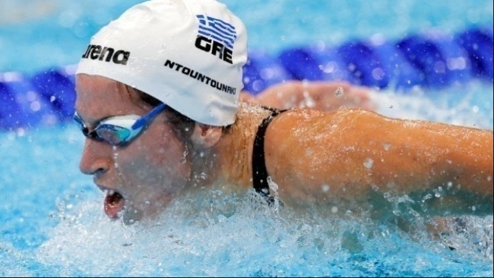 Στον ημιτελικό των 100μ. πεταλούδα παρά την μέτρια επίδοση η Ντουντουνάκη