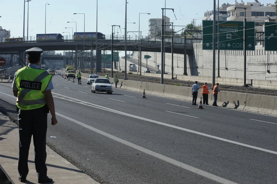 Τροχαίο στην Αττική Οδό, καθυστερήσεις στην κυκλοφορία των οχημάτων