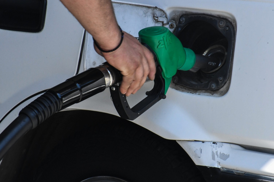 Ο Σταϊκούρας άφησε «ορθάνοιχτη πόρτα» για Fuel Pass 3
