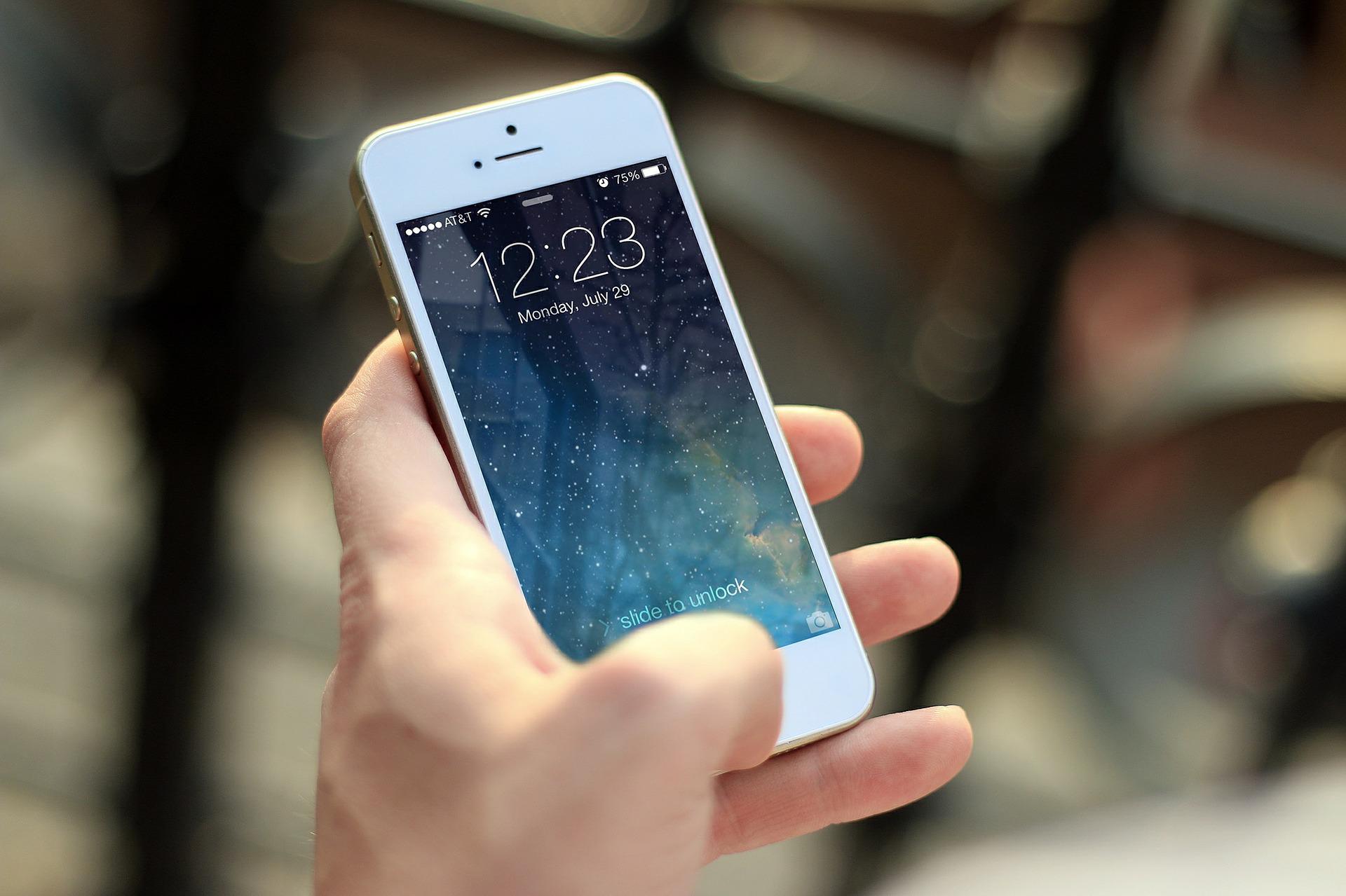 Apple: Κενό ασφαλείας απειλεί την κυβερνοασφάλεια πολλών μοντέλων – Τι συνιστά η εταιρεία