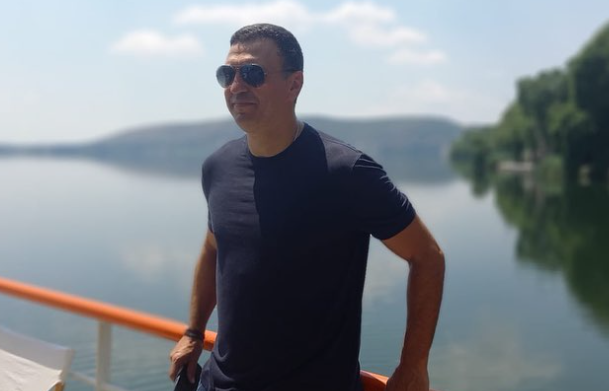 Βασίλης Κικίλιας: Η τρυφερή φωτογραφία του γιου του από τις διακοπές στη Λέρο (pic)
