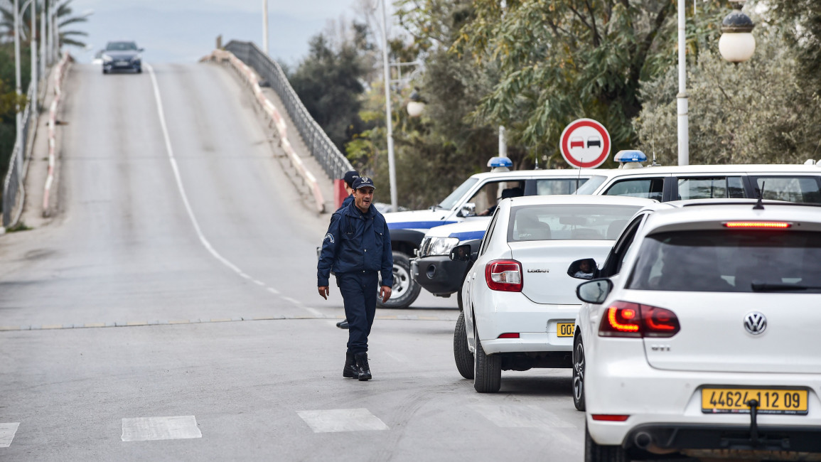 Αλγερία: Δέκα νεκροί και 42 τραυματίες από εκτροπή λεωφορείου στην Εθνική Οδό
