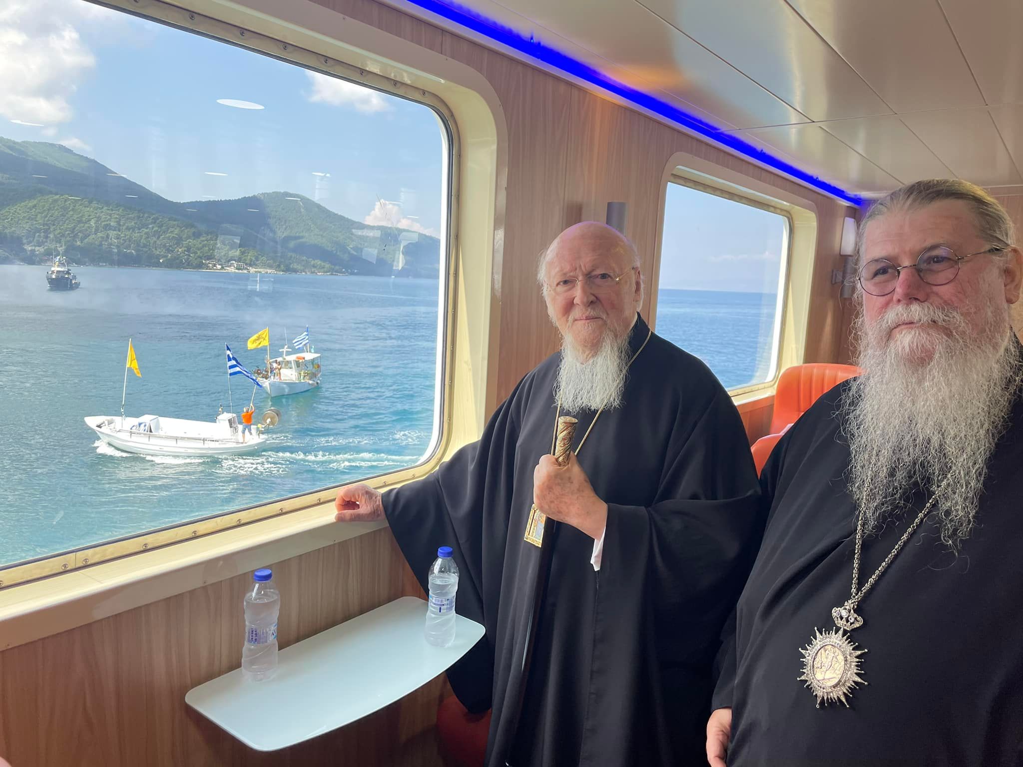 Θάσος: Θερμή υποδοχή επιφύλαξαν πολίτες στον Οικουμενικό Πατριάρχη