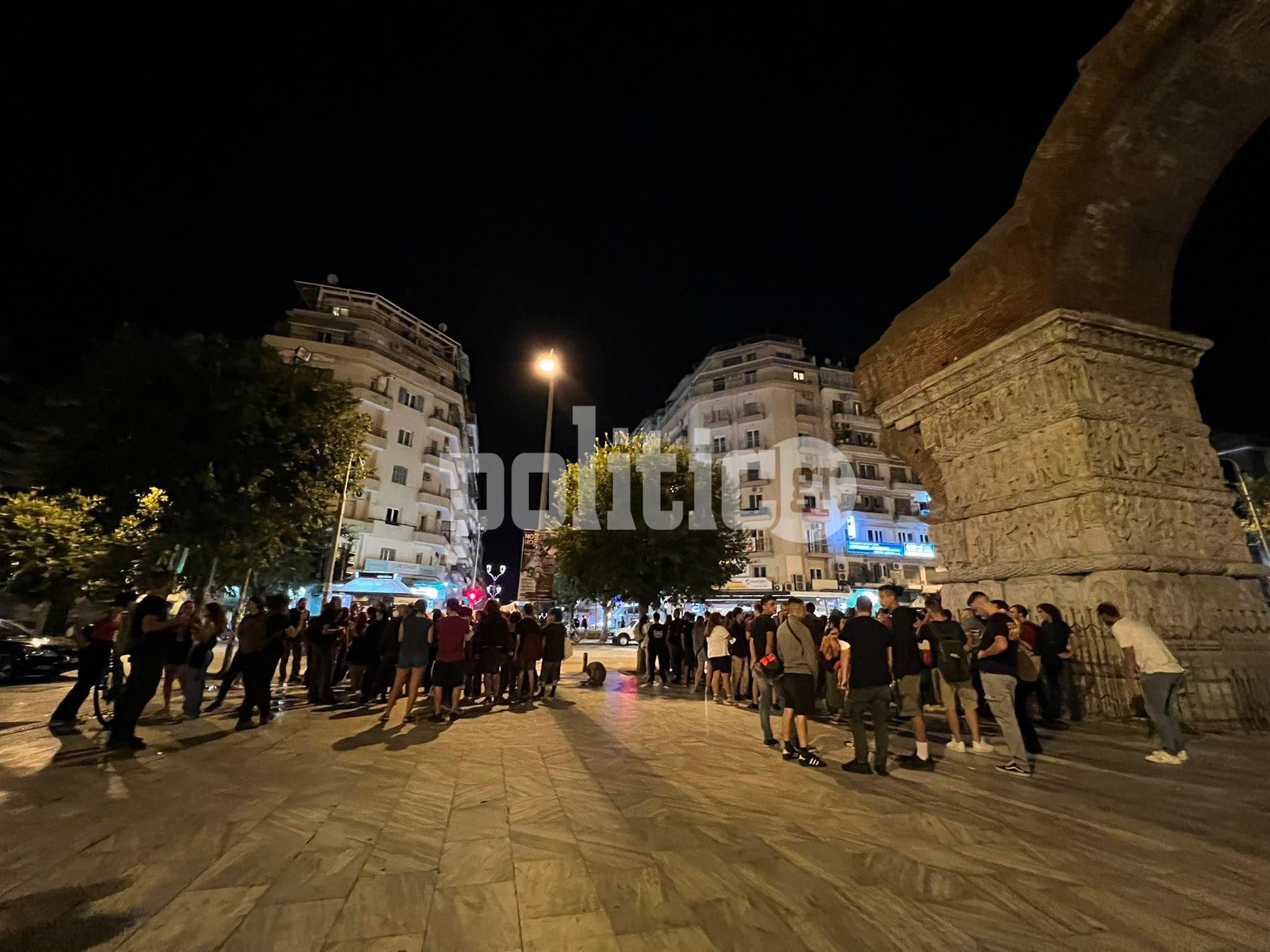 Θεσσαλονίκη: Πρώτη περιπολία της Πανεπιστημιακής Αστυνομίας στο ΑΠΘ – Διαμαρτυρία από φοιτητές (pics&vid)