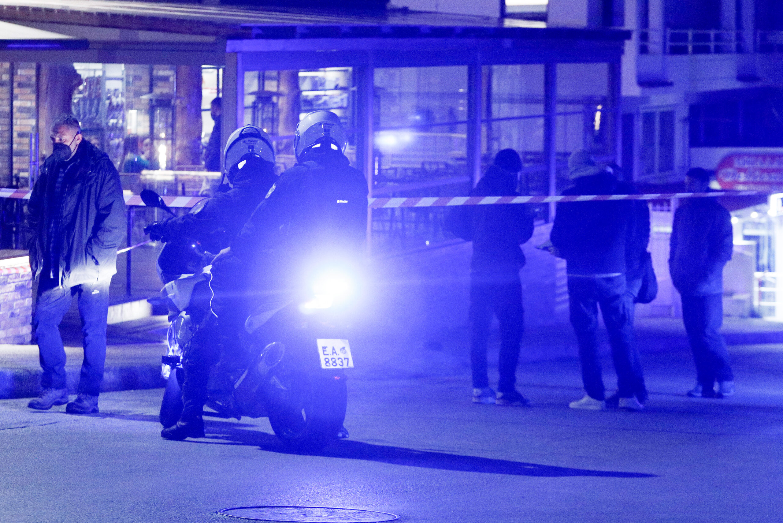 Φρίκη για 22χρονη κοπέλα: Την κλείδωσαν και προσπάθησαν να την βιάσουν