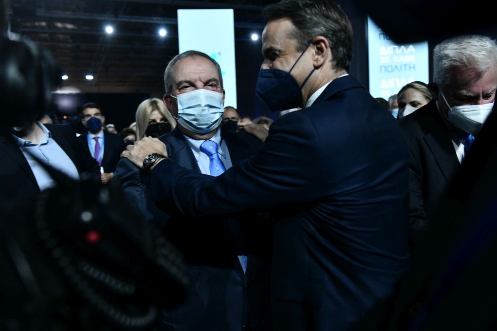 Έξαλλος ο Μητσοτάκης με την πριμοδότηση Καραμανλή στην Όλγα Κεφαλογιάννη