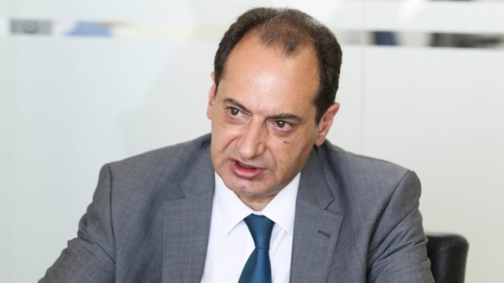 Σπίρτζης: «Ο κ. Θεοδωρικάκος περιδιαβαίνει τους τηλεοπτικούς σταθμούς με προσβολές για τη Δημοκρατία»