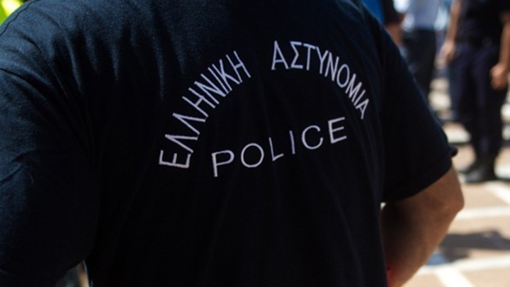 Έρευνα: Γίνεται η ταυτοποίηση του άνδρα που εμφανίζεται να κακοποιεί μέχρι θανάτου ένα γατάκι