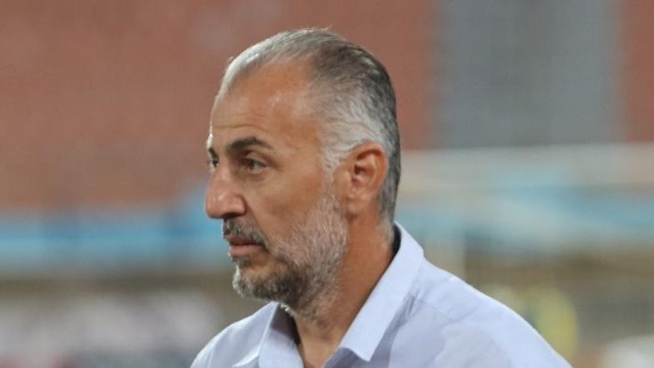 Λεβαδειακός: Προς την έξοδο ο Ταουσιάνης, σε πρώτο πλάνο ο Βέλιτς