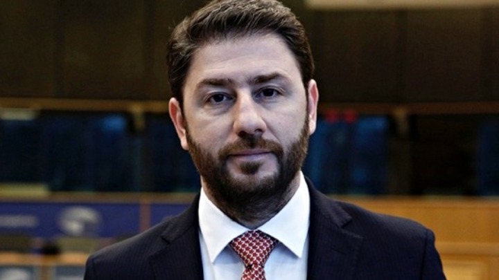Ν. Ανδρουλάκης: Την οικογένεια του πιλότου Στάθη Τσιτλακίδη επισκέφθηκε ο πρόεδρος του ΠΑΣΟΚ – Κινήματος Αλλαγής