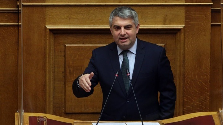 Κλιμάκιο του ΠΑΣΟΚ στο σημείο του τραγικού ναυαγίου στην Πύλο