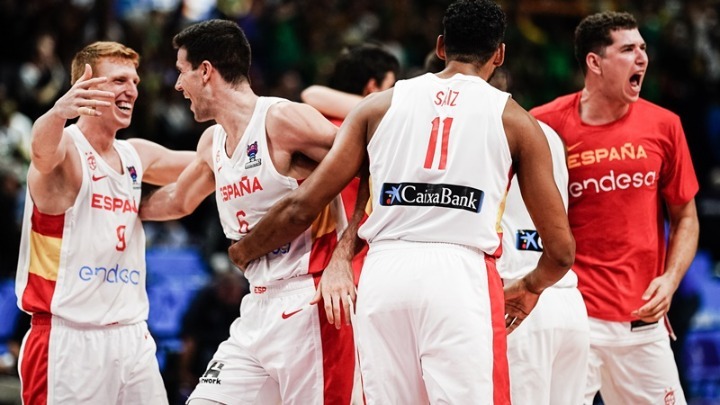 Eurobasket – Σκαριόλο: «Είμαστε εκεί που λίγοι πίστευαν ότι θα μπορούσαμε να είμαστε»