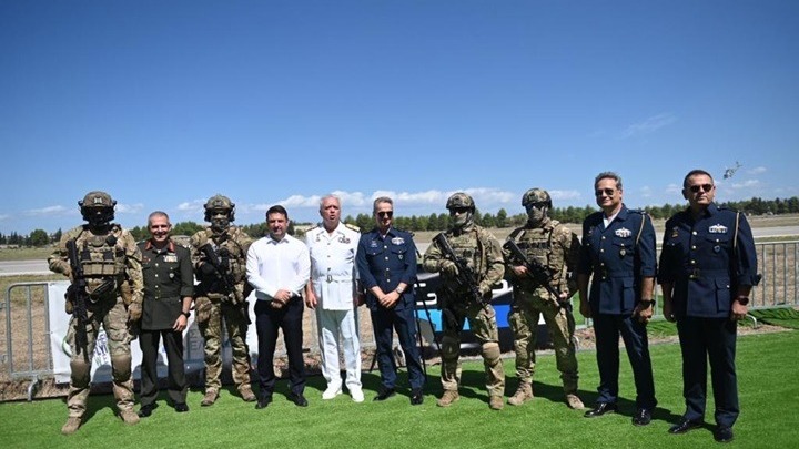 Ν. Χαρδαλιάς: Επισκέφθηκε την Athens Flying Week 2022