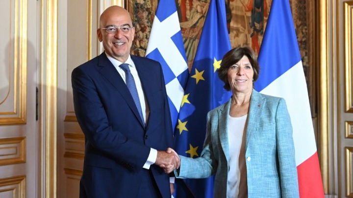Συνάντηση Ν. Δένδια με την υπουργό Εξωτερικών της Γαλλίας Κατρίν Κολονά