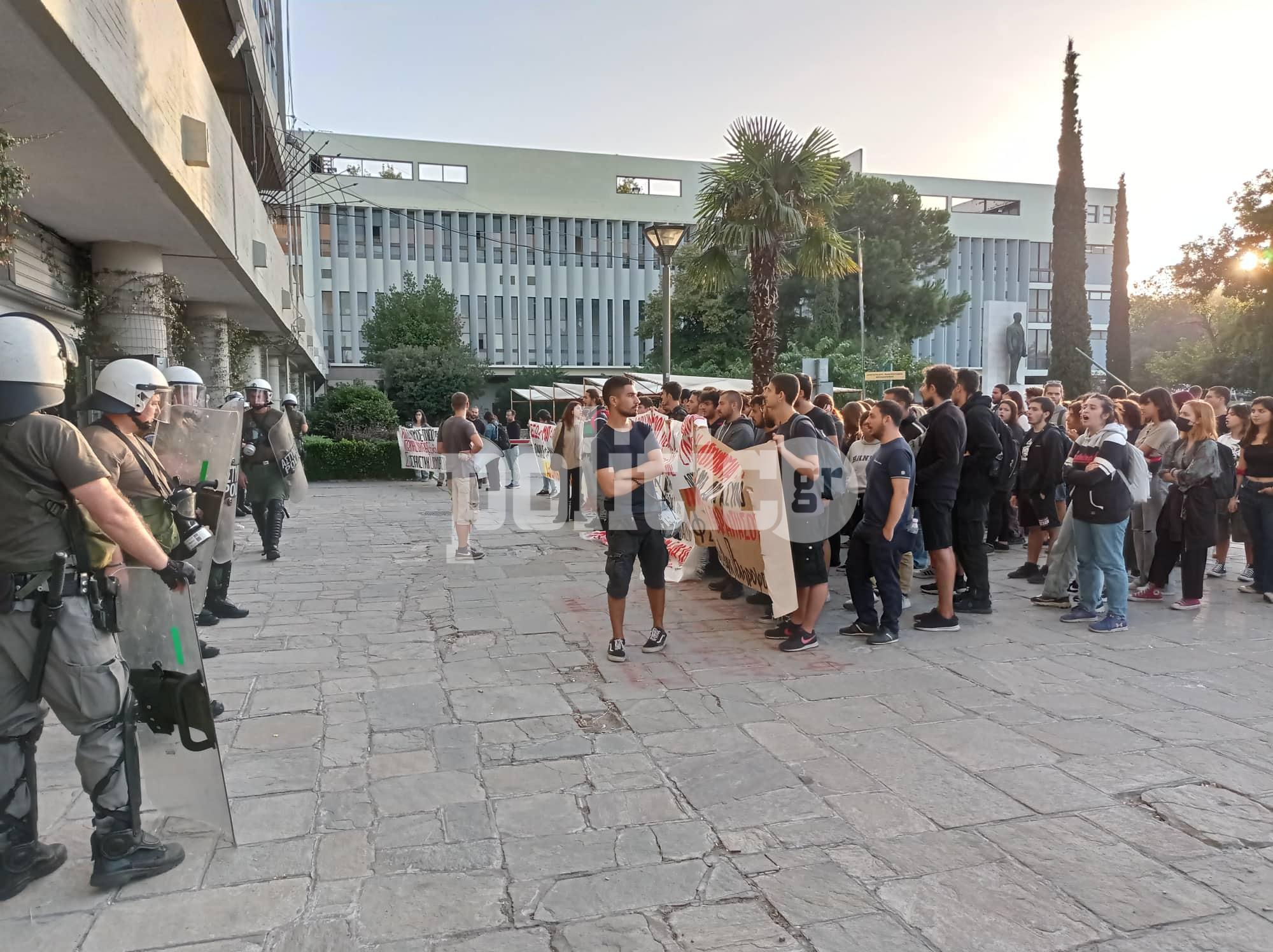 Θεσσαλονίκη: Αλλεπάλληλες κινητοποιήσεις φοιτητών μετά την πρώτη περιπολία της ΟΠΠΙ (pics & vid)