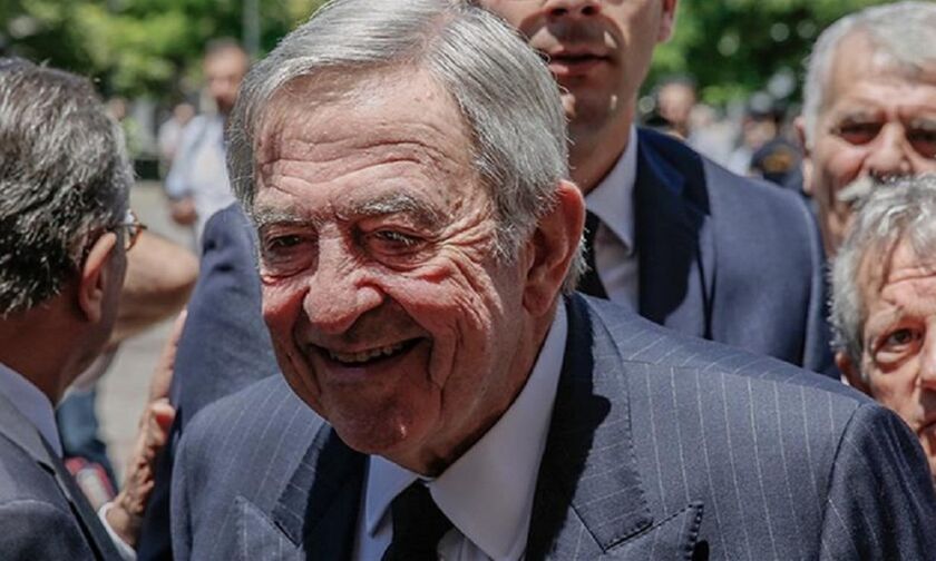 Βασίλισσα Ελισάβετ: Το αντίο του τέως βασιλιά Κωνσταντίνου – «Είμαι συντετριμμένος…»