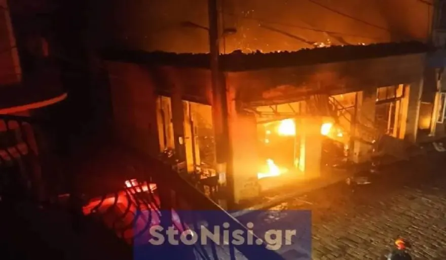 Λέσβος: Για περιουσιακά έκαψε το κατάστημα του αδερφού του ο 71χρονος