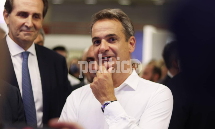 Φωτορεπορτάζ: Η περιήγηση του Μητσοτάκη στα περίπτερα της ΔΕΘ