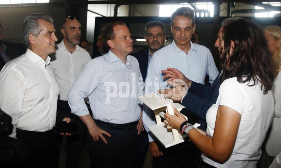 Το μήνυμα του Κυρ. Μητσοτάκη από τις Σέρρες:  «Η Ελλάδα δεν γυρνάει πίσω, κοιτάει μόνο μπροστά» (pics & vids)