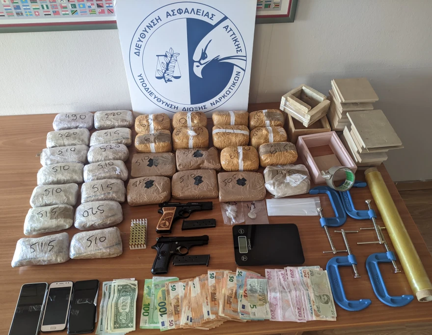 Συλλήψεις στο Κερατσίνι για διακίνηση ναρκωτικών – 8 κιλά ηρωίνη στην κατοχή των συλληφθέντων