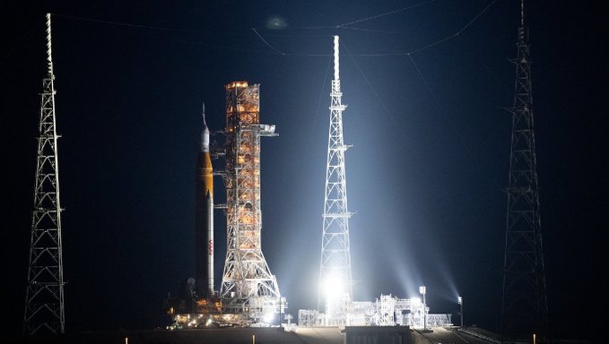 Artemis 1: Σήμερα η δεύτερη απόπειρα εκτόξευσης του πυραύλου SLS προς τη σελήνη