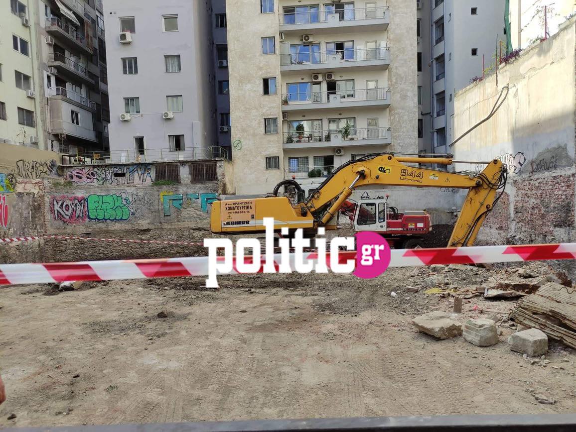 Θεσσαλονίκη: Συναγερμός στο κέντρο – Βρέθηκε οξειδωμένη χειροβομβίδα του Β’ Π.Π (ΦΩΤΟ)