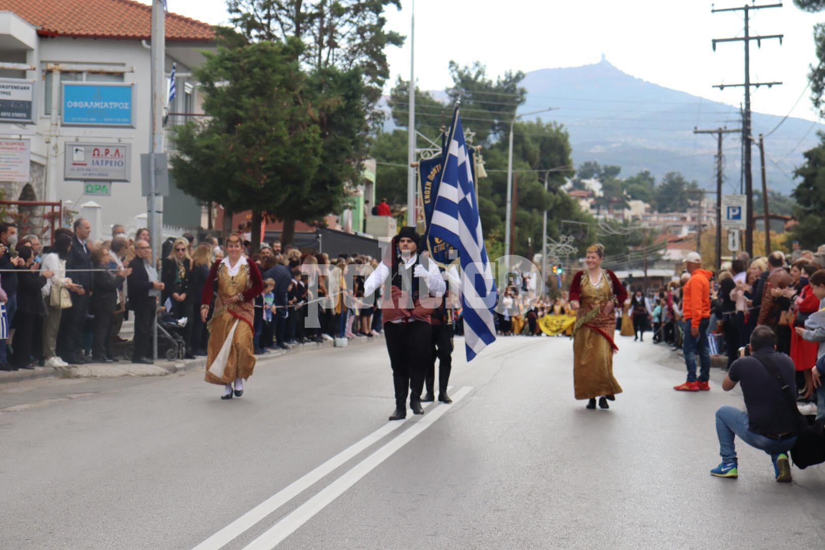 Δήμος Πυλαίας – Χορτιάτη: Εντυπωσίασαν μικροί και μεγάλοι μαθητές στις παρελάσεις