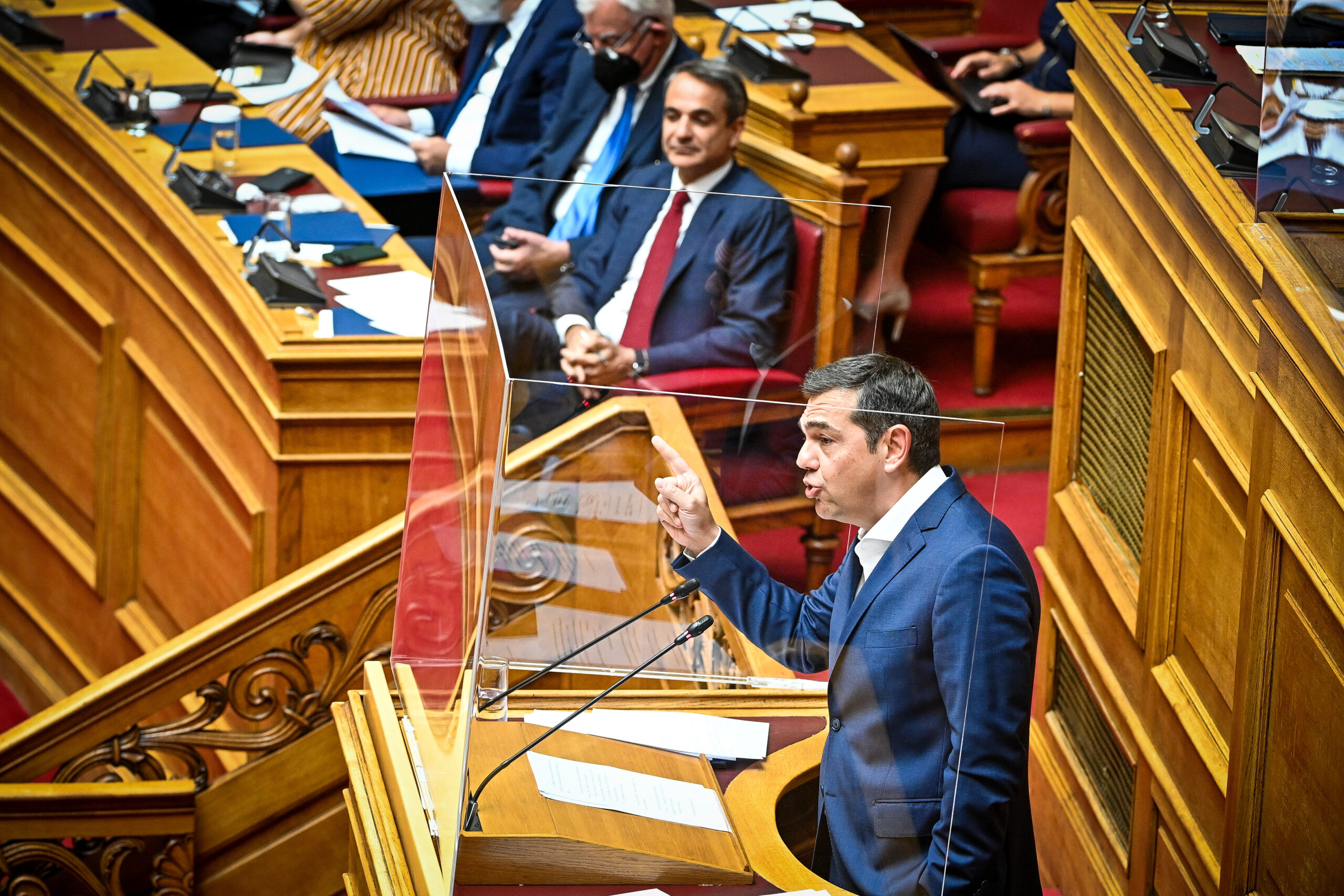 Επίκαιρη ερώτηση Τσίπρα σε Μητσοτάκη: «Θα πάμε σε εκλογές με το Predator να παρακολουθεί τους πολιτικούς σας αντιπάλους;»