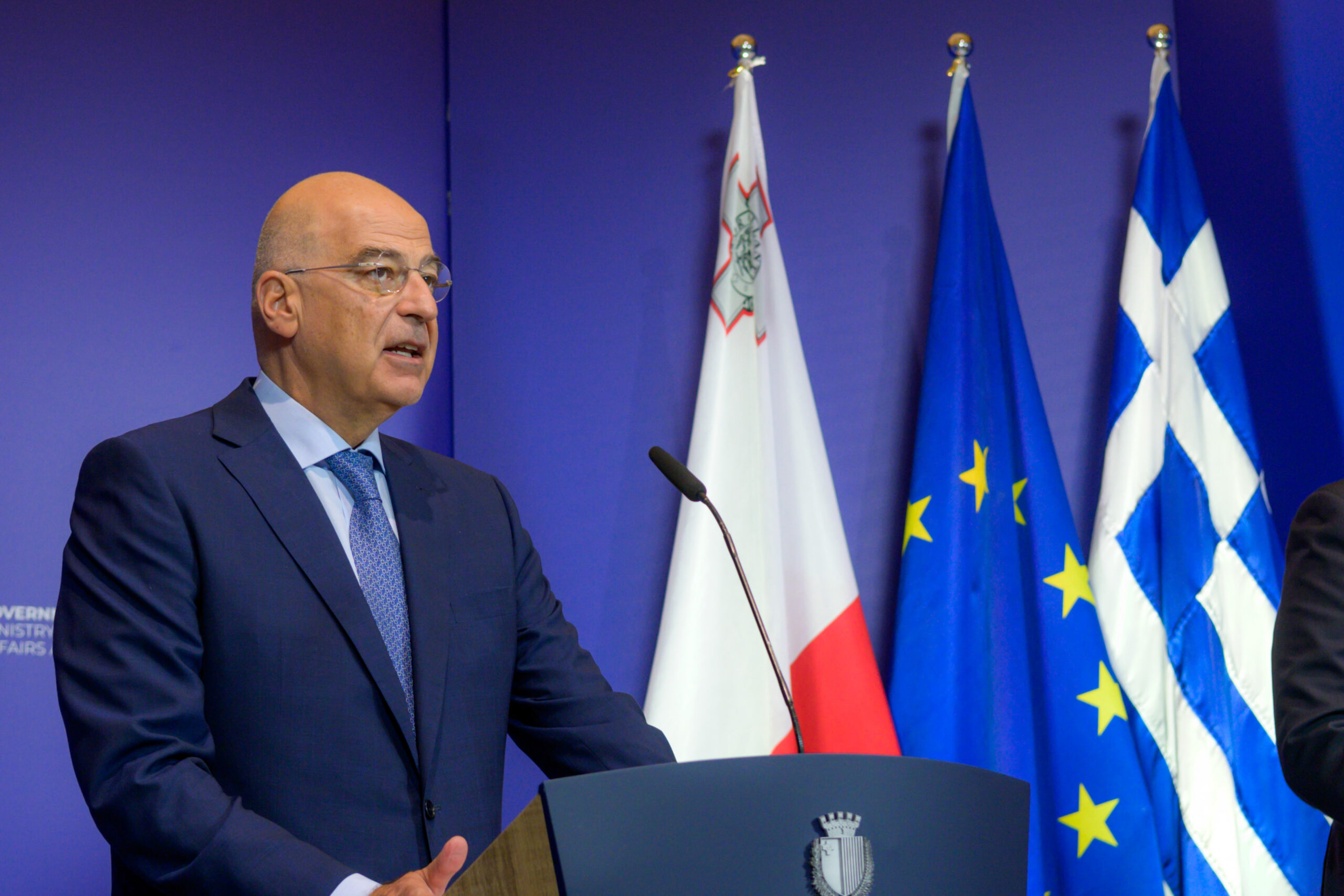 Δένδιας από Μάλτα: Η Ελλάδα αντιμετωπίζει μια άνευ προηγουμένου εχθρική ρητορική από την Τουρκία