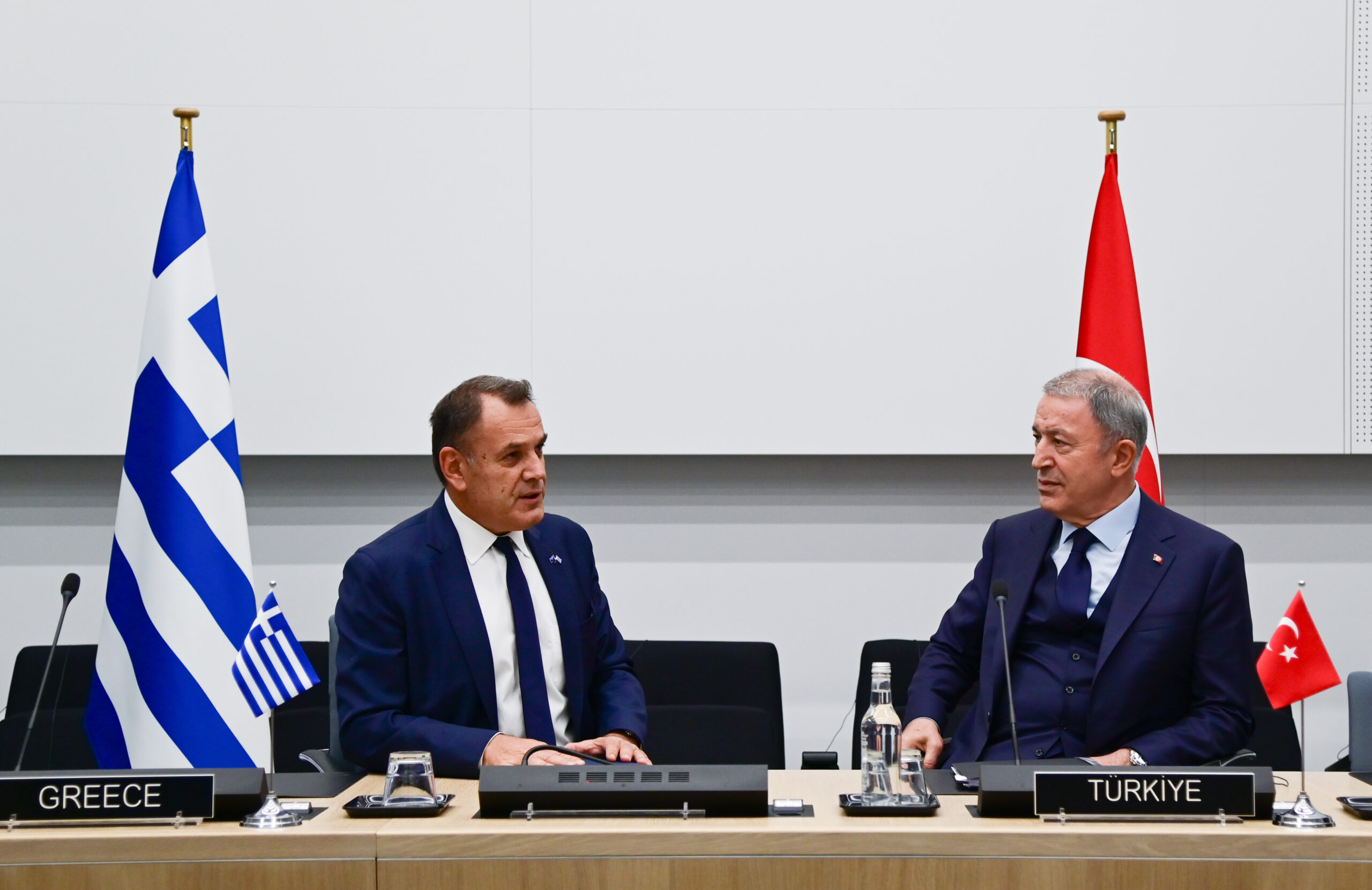 Παναγιωτόπουλος σε Ακάρ: Να σταματήσουν οι τουρκικές προκλήσεις – Ανοιχτοί παραμένουν οι δίαυλοι