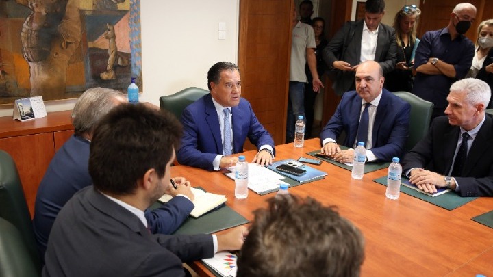 Αδ. Γεωργιάδης: Μέχρι τέλος Οκτωβρίου τα σούπερ μάρκετ θα παρουσιάσουν καλάθι 50 βασικών προϊόντων όπου θα συγκρατούν τις ανατιμήσεις