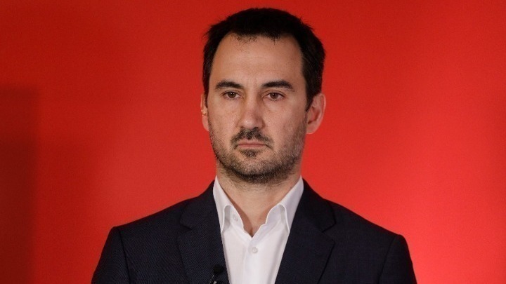 Αλέξης Χαρίτσης: Μόνη λύση για την αντιμετώπιση της ακρίβειας η μείωση του ΦΠΑ στα τρόφιμα