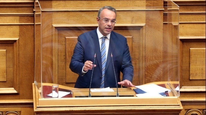 Βουλή-Σταϊκούρας: Προστατεύουμε τη πρώτη κατοικία και τα ευάλωτα νοικοκυριά