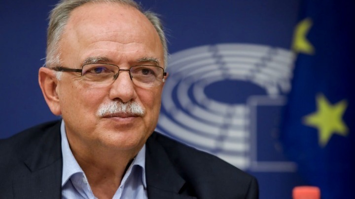 Έριξε την ευθύνη στην Ελλάδα ο Παπαδημούλης για το ναυάγιο – Τα μάζεψε λίγο αργότερα