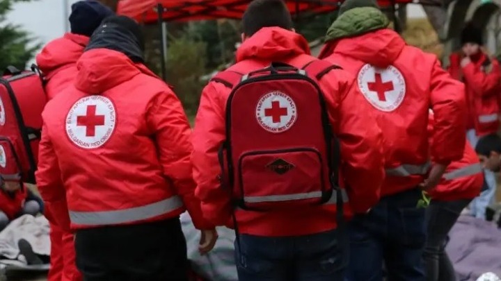 Ερυθρός Σταυρός: «Παγώνει» τις επιχειρήσεις του στην Ουκρανία για λόγους ασφαλείας