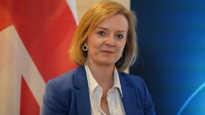 Λιζ Τρας: «Έρχονται πιο λαμπρές μέρες για τον βρετανικό λαό»