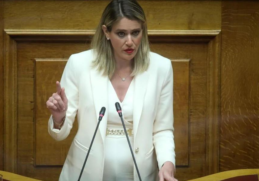 Άννα Ευθυμίου: Τα ισόβια να είναι ισόβια για τους γυναικοκτόνους – Όλες οι γυναίκες μια γροθιά!