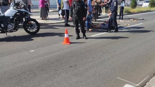 Αγρίνιο: Παράσυρση γυναίκας και μικρού παιδιού από Ι.Χ.