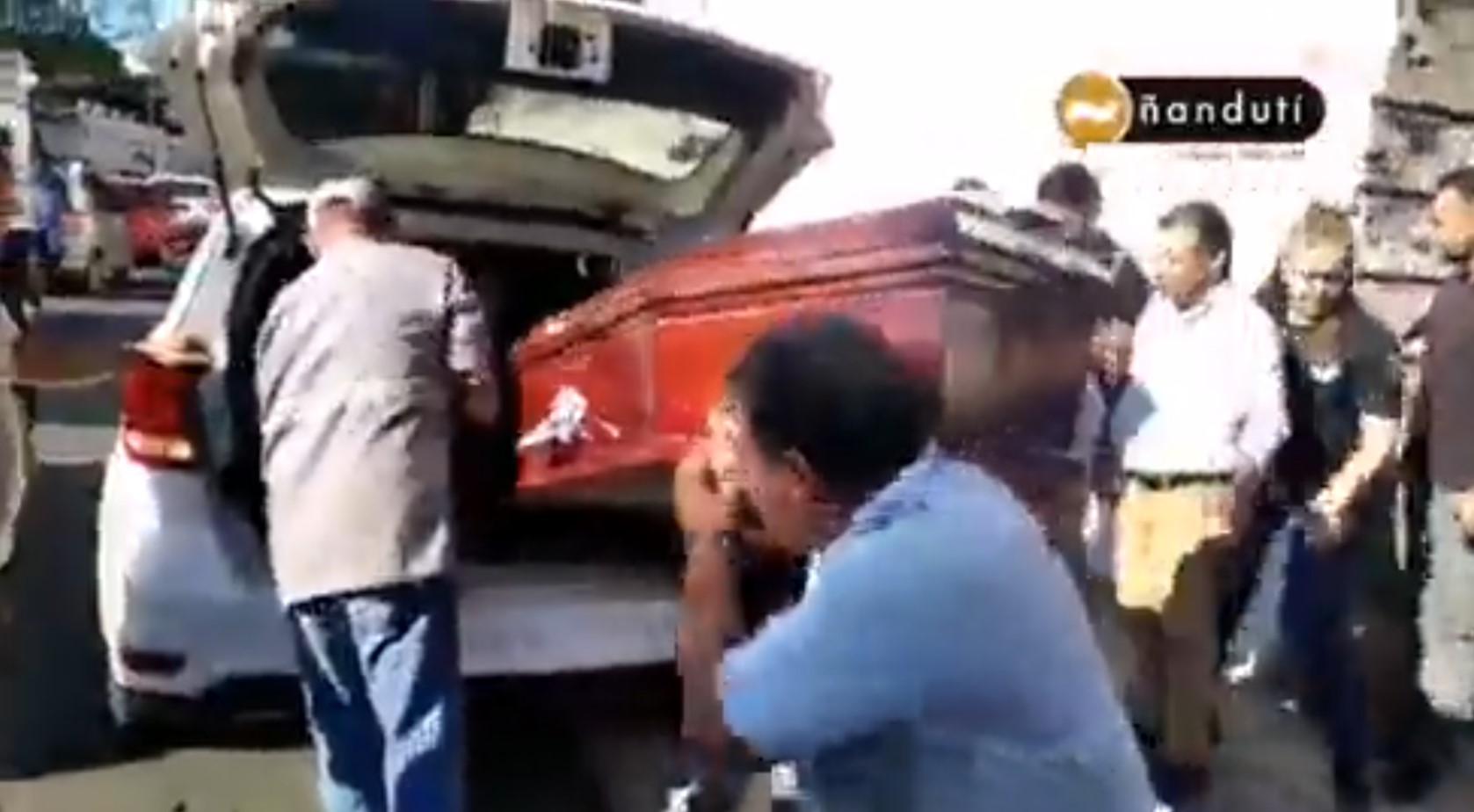 Παραγουάη: Απαλλάχθηκε από τα καθήκοντά του υπουργός επειδή επέτρεψε να μπει στη φυλακή φέρετρο
