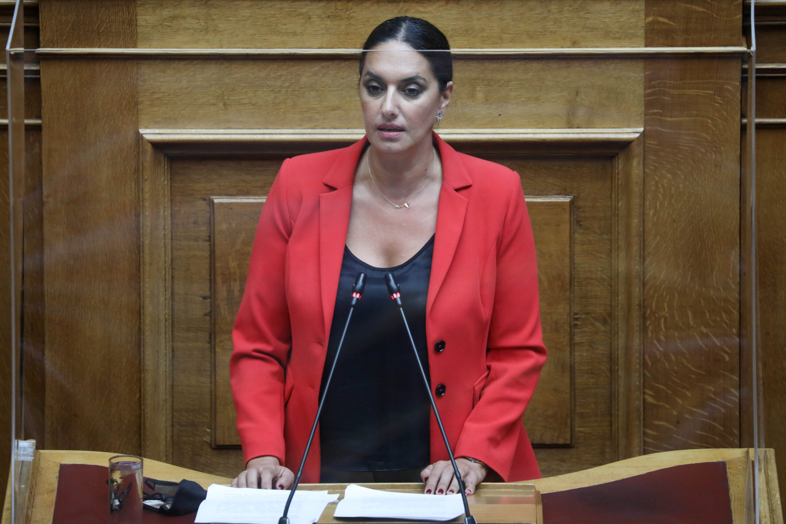 Νόνη Δούνια για τη λιποθυμία της: «Βρίσκομαι σε περίοδο κλιμακτηρίου οπότε δεν έχω καλό ύπνο»