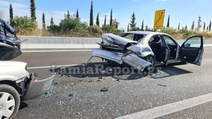 Εθνική Οδός: Τροχαίο ατύχημα έξω από τη Λαμία – Στα επείγοντα μια 15χρονη