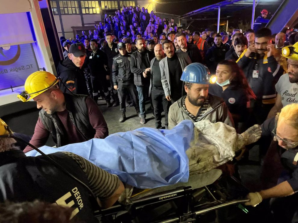 Τουρκία: 25 συλλήψεις σχετικά με την πολύνεκρη έκρηξη στο ανθρακωρυχείο