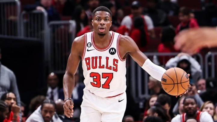 NBA: Two-Way συμβόλαιο με τους Μπουλς ο Κώστας Αντετοκούνμπο