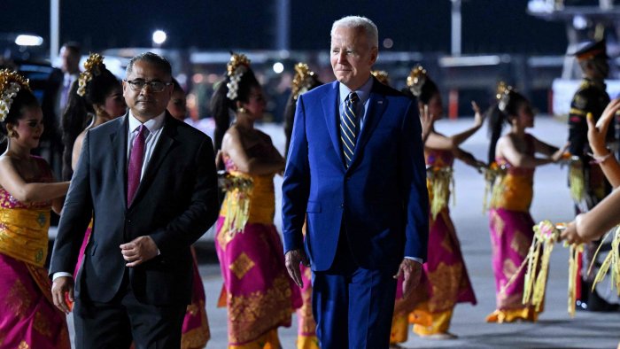 G20: Φτάνει ο πρόεδρος των ΗΠΑ στο Μπαλί για τη σύνοδο κορυφής