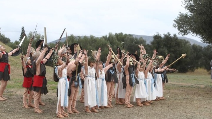 39ος ΑΜΑ: Δέος και συγκίνηση στην Τελετή Έναρξης στον Τύμβο του Μαραθώνα